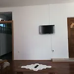 Alexa Apartmán Brist
