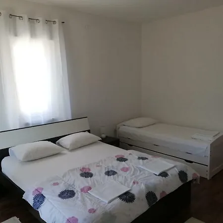 Alexa Apartman